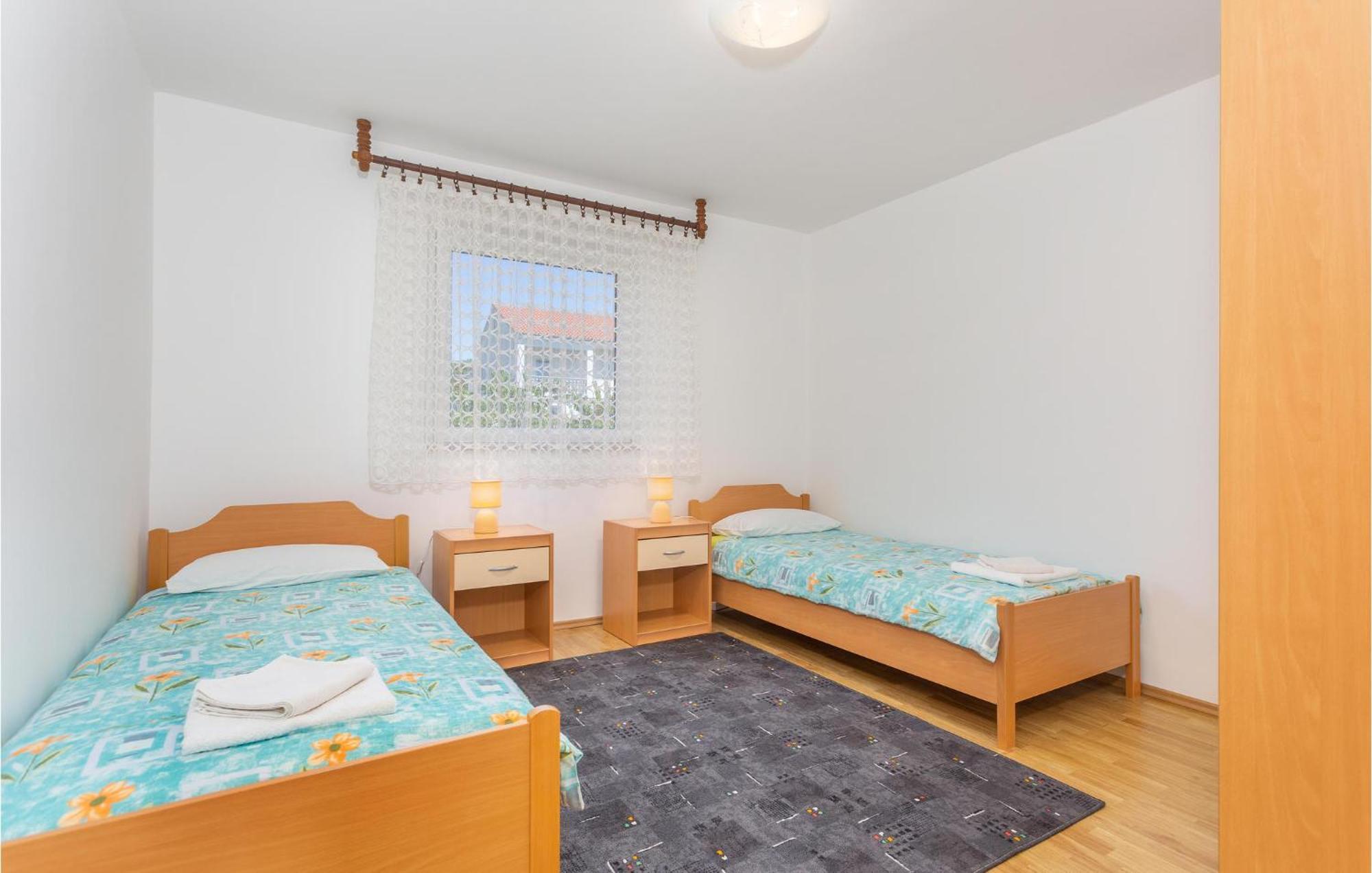 Lovely Apartment In Krk With Kitchen Brzac Buitenkant foto
