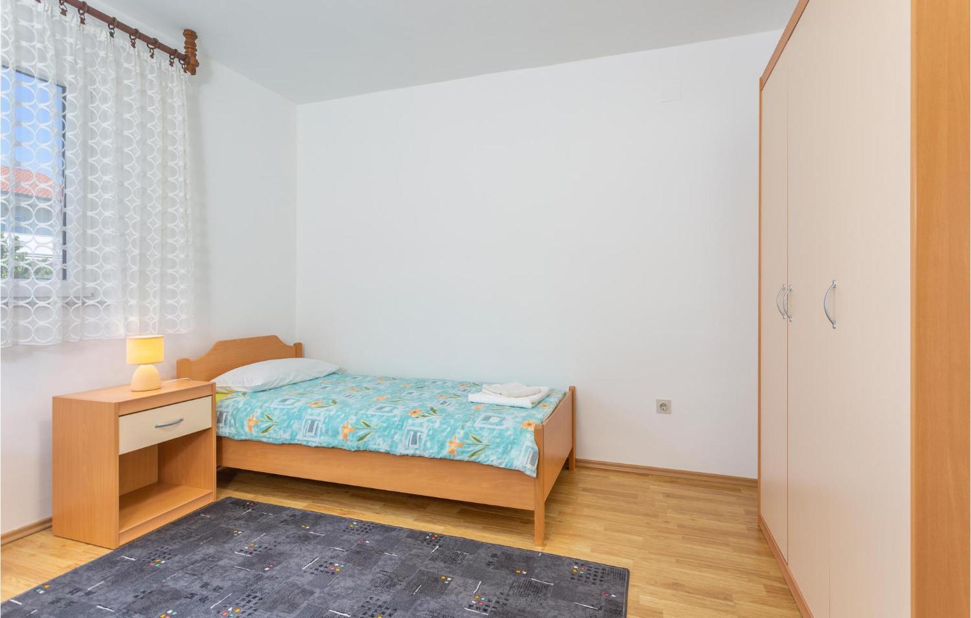 Lovely Apartment In Krk With Kitchen Brzac Buitenkant foto