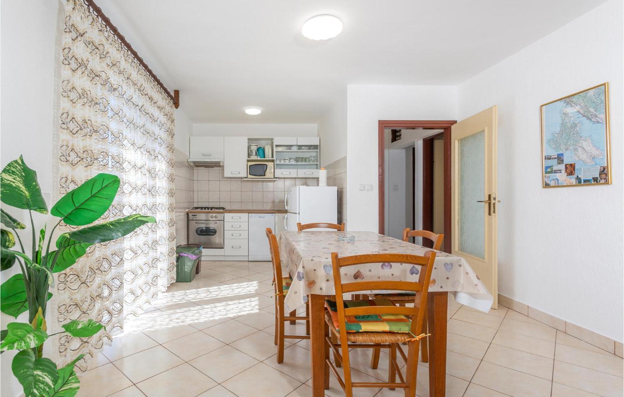 Lovely Apartment In Krk With Kitchen Brzac Buitenkant foto